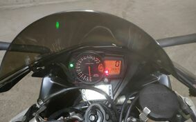 SUZUKI GSX-R1000 2005 B6121