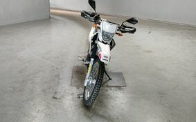 YAMAHA XTZ125E 不明