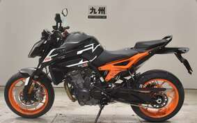 KTM 890 DUKE GP 2024