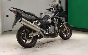 HONDA CB1300SB SUPER BOLDOR A 2006 SC54