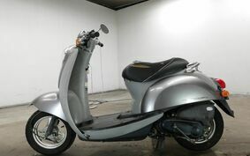 HONDA CREA SCOOPY I AF55