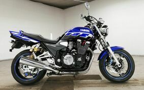 YAMAHA XJR1300 2000 RP03J