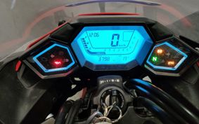 HONDA NM4 VULTUS -01 RC82