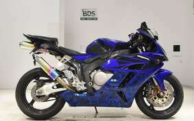 HONDA CBR1000RR 2006 SC57