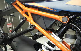 KTM 390 RC 2023 JYJ40