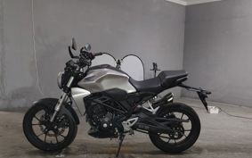 HONDA CB250R MC52