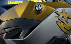 BMW F900XR STANDARD 2020 0K21