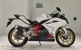 HONDA CBR250RR A MC51