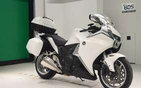 HONDA VFR1200F 2012 SC63