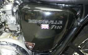 TRIUMPH BONNEVILLE T100 2007