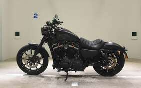 HARLEY XL883N 2015 LE2