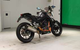 KTM 200 DUKE JUC40