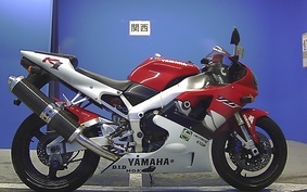 YAMAHA YZF-R1 1999 RN01