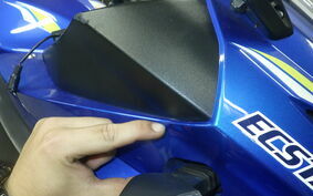 SUZUKI GSX250R DN11A