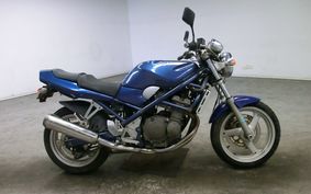 SUZUKI BANDIT 250 GJ74A