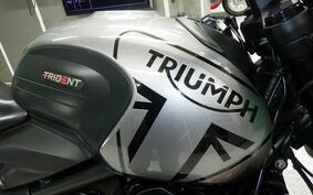 TRIUMPH TRIDENT 660 2021