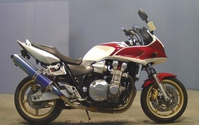 HONDA CB1300SB SUPER BOLDOR A 2006 SC54