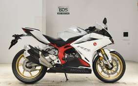 HONDA CBR250RR A MC51