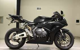 HONDA CBR1000RR 2006 SC57