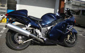 SUZUKI GSX1300R HAYABUSA 2004 GW71A