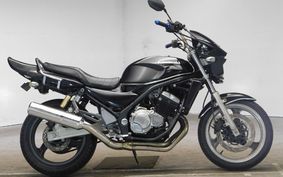 SUZUKI GSX250FX ZR250C