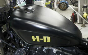 HARLEY XL883N 2015 LE2