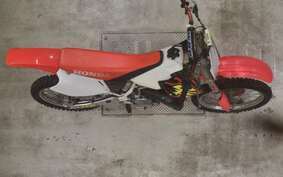 HONDA CR125R JE01