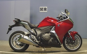 HONDA VFR1200F DCT 2011 SC63