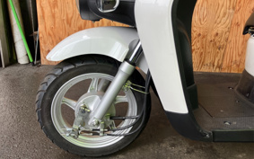 SUZUKI LETS4 CA41A