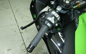 KAWASAKI ZX 10 NINJA R A 2021 ZXT02L