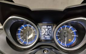 YAMAHA T-MAX 530 DX SJ15J