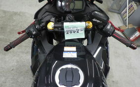 KAWASAKI ZX-25R ZX250E