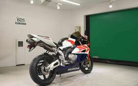 HONDA CBR1000RR 2004 SC57