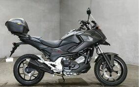 HONDA NC750X 2017 RC90