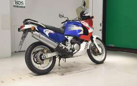 HONDA AFRICA TWIN 750 2002 RD07