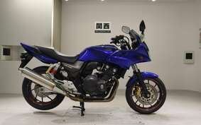 HONDA CB400 SUPER BOLDOR A 2014 NC42