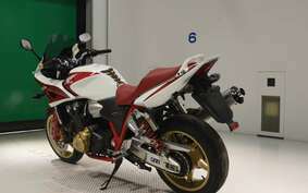 HONDA CB1300SB SUPER BOLDOR A 2007 SC54