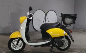 YAMAHA E- VINO  SY11J