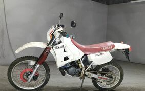 YAMAHA DT200 R 3ET