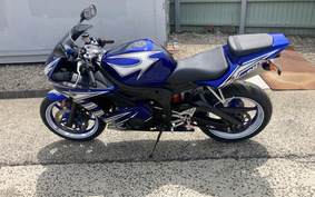 YAMAHA YZF-R6 2003 RJ05