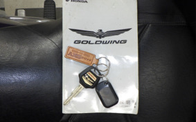 HONDA GL 1800 GOLD WING 2004 SC47