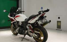 HONDA CB1300SB SUPER BOLDOR A 2006 SC54