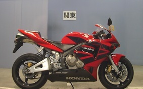 HONDA CBR600RR 2004 PC37