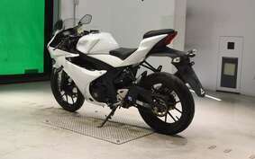 SUZUKI GSX-R125 DL33B