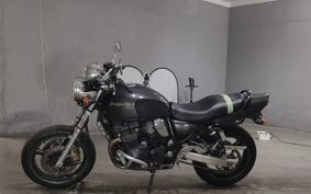 SUZUKI INAZUMA 400 GK7BA