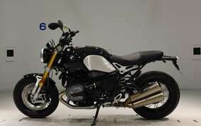 BMW R NINE T 2023