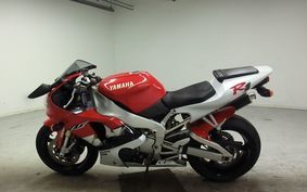 YAMAHA YZF-R1 1999 RN01