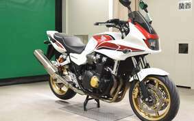 HONDA CB1300SB SUPER BOLDOR A 2013 SC54