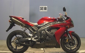 YAMAHA YZF-R1 2004 RN13