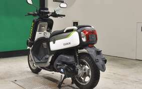 YAMAHA QBIX125